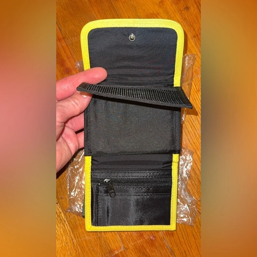 NWT Swatch brand wallet/billfold coin purse available in green or yellow unisex